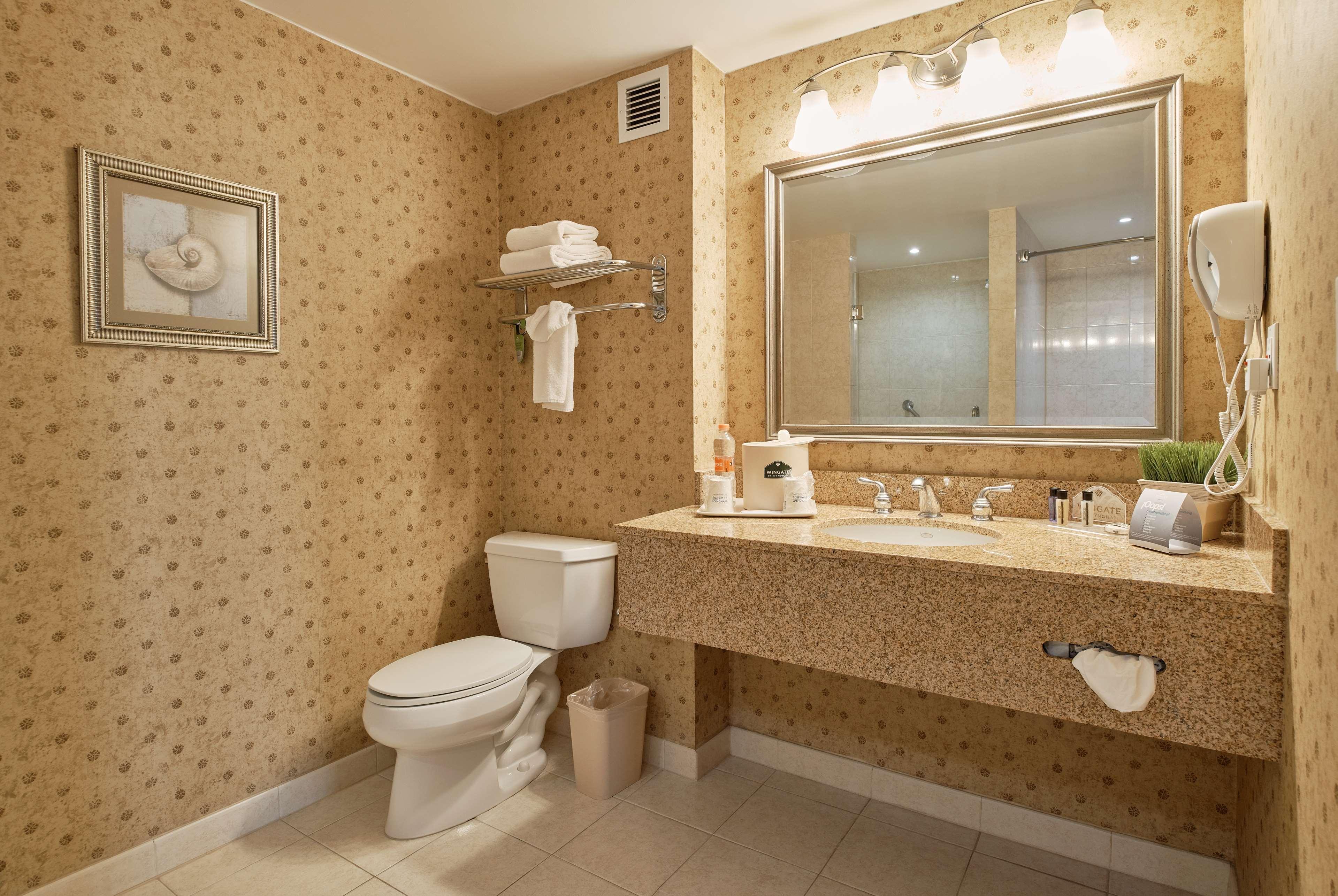 Hotel Wingate By Wyndham Chihuahua Extérieur photo