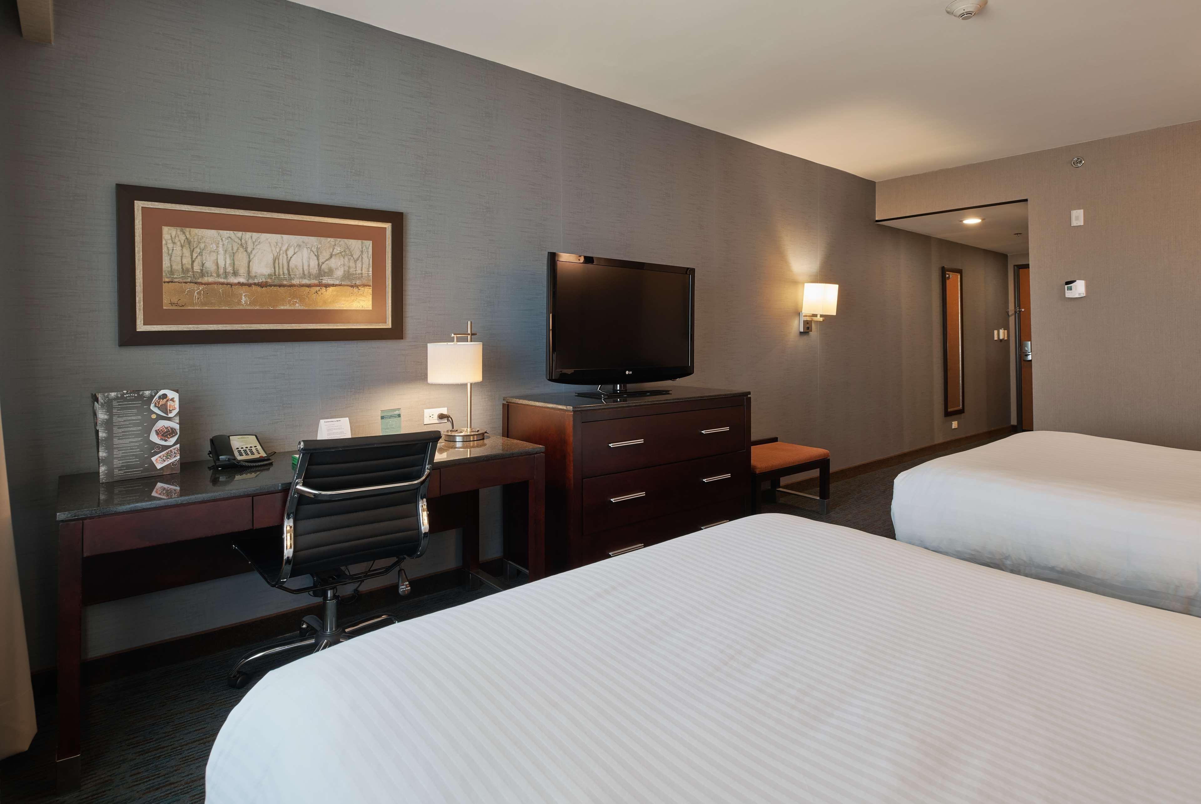 Hotel Wingate By Wyndham Chihuahua Extérieur photo