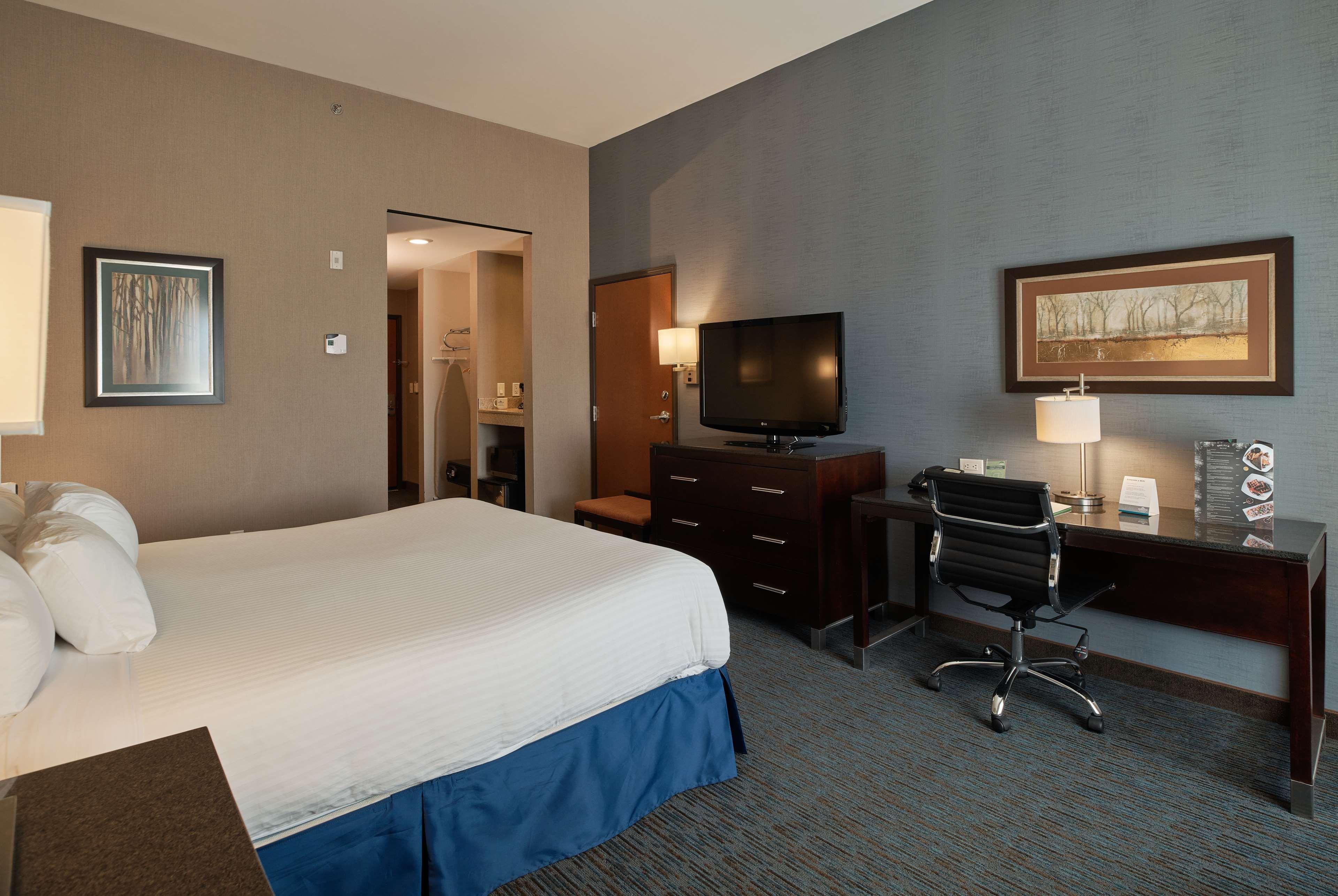 Hotel Wingate By Wyndham Chihuahua Extérieur photo