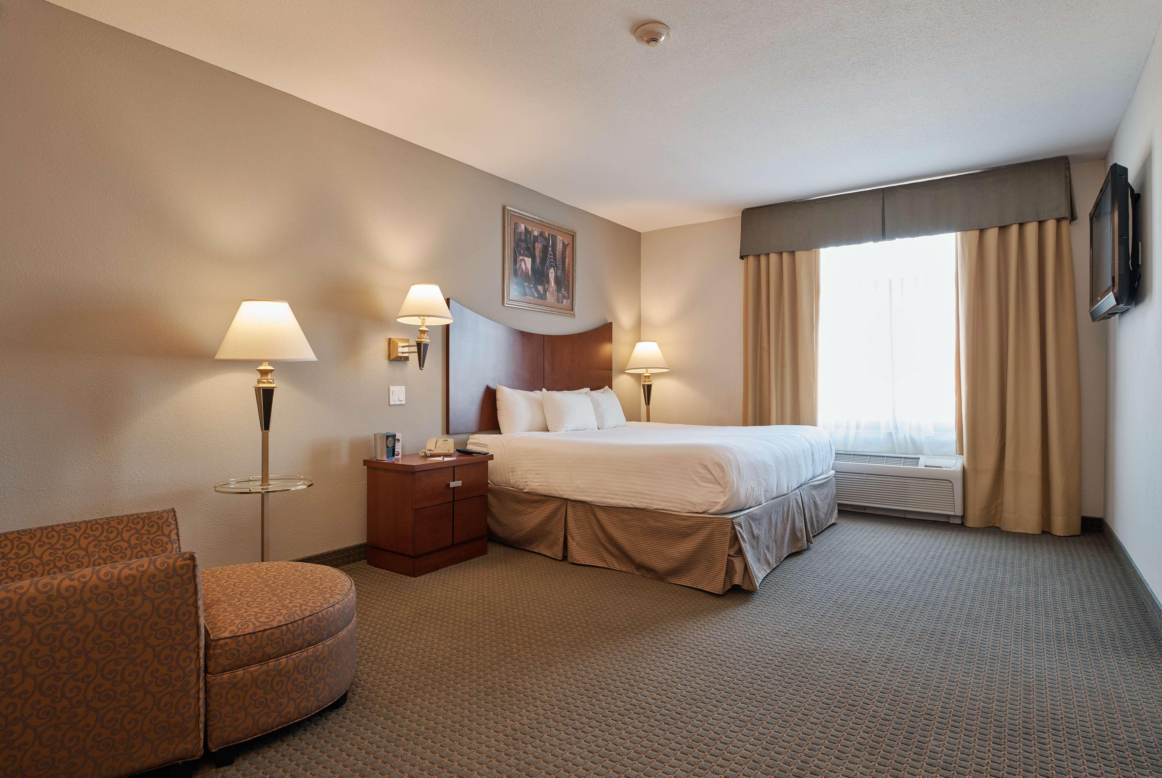 Hotel Wingate By Wyndham Chihuahua Extérieur photo