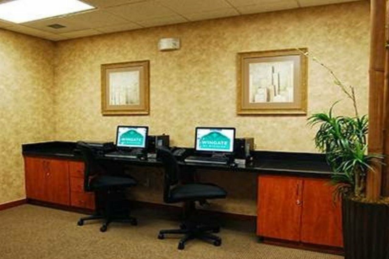 Hotel Wingate By Wyndham Chihuahua Extérieur photo